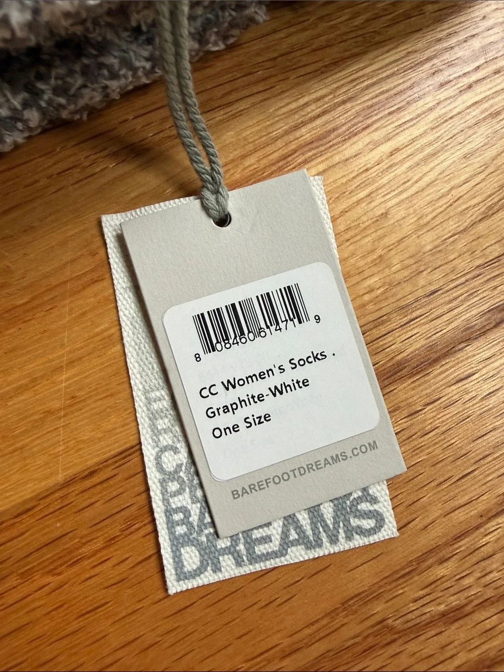 Barefoot Dreams Cozy Chic Graphite White Fuzzy Socks brand new with tags